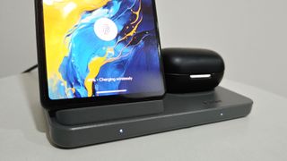 iOttie iON Wireless Duo wireless charging stand