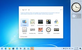 How to make Windows 11 look like Windows 7 screenshot