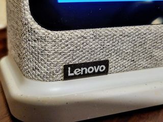 Lenovo Smart Clock 2 Lifestyle