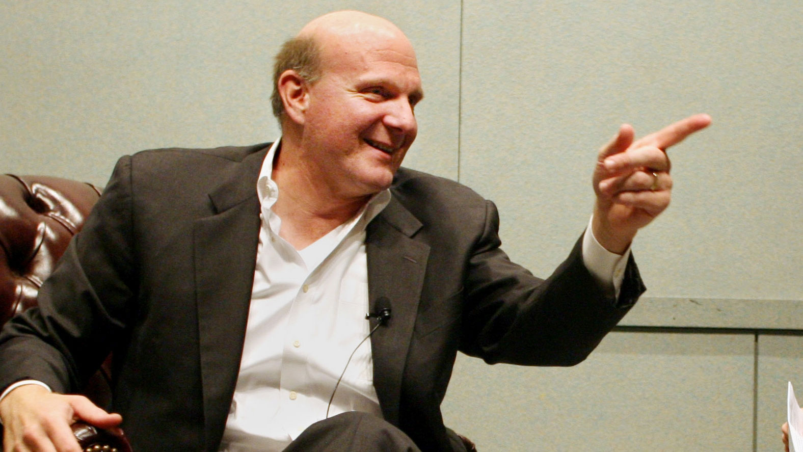 Microsoft&#039;s Steve Ballmer dubbed &#039;world&#039;s worst CEO