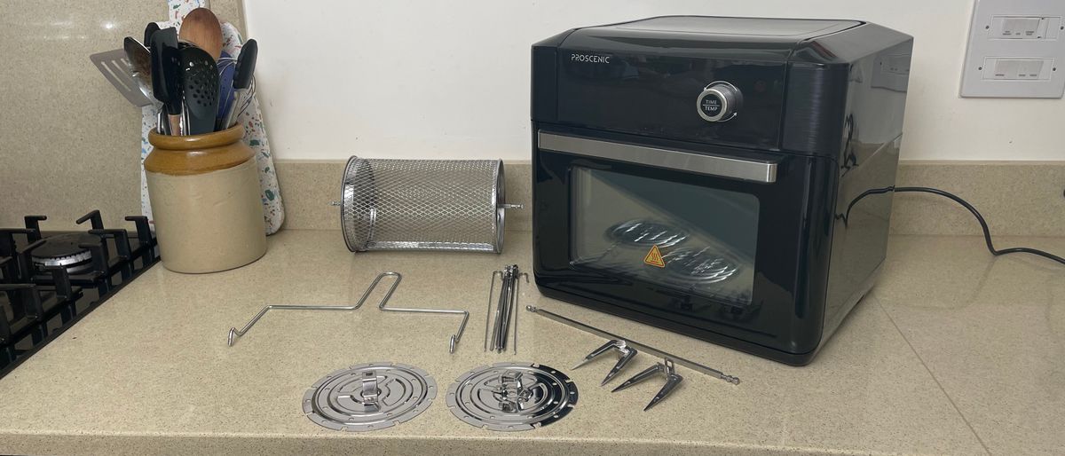 proscenic t31 on counter top with accessories