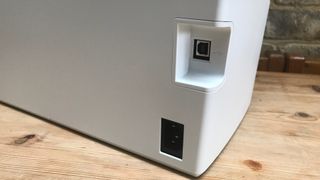 HP LaserJet Pro M15w usb port