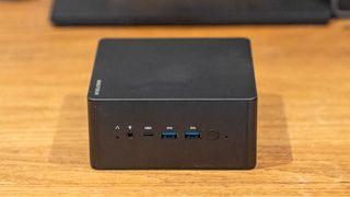 MinisForum UM780 XTX Review