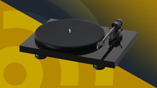 Pro-ject&#039;s debut carbon evo on a yellow background