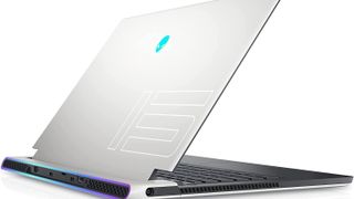 Alienware x15 R2