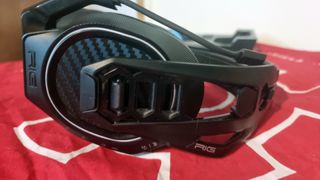 RIG 800 Pro HX headset