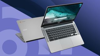 To Acer Chromebooks mot en lilla bakgrunn