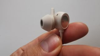 earbuds