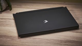 Gigabyte Aorus 15P YD lid down shot