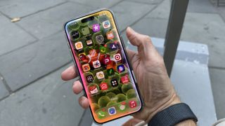 Apple iPhone 16 Pro Max Review