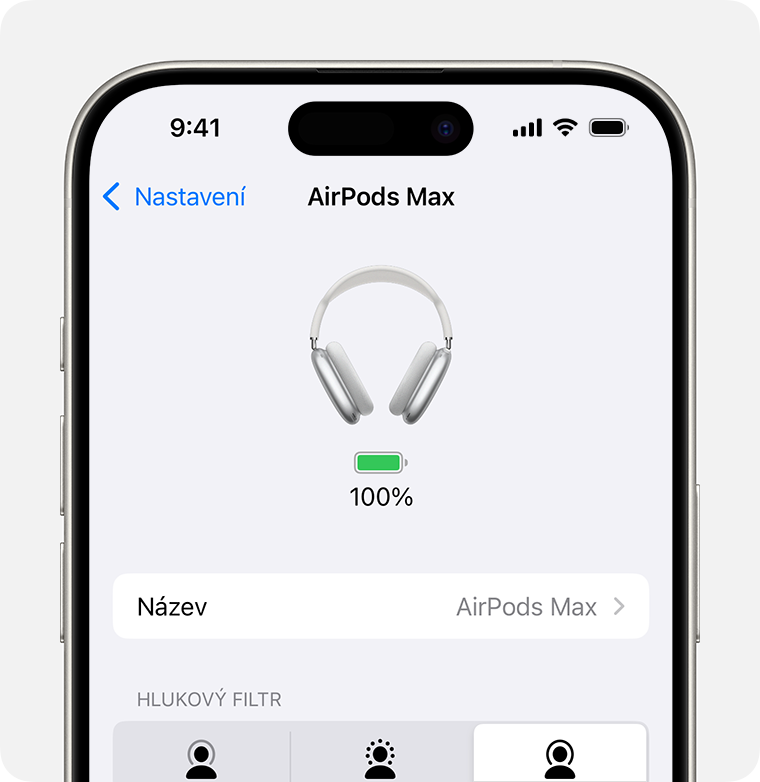 Stav nabití baterie AirPodů Max v aplikaci Nastavení na iPhonu.