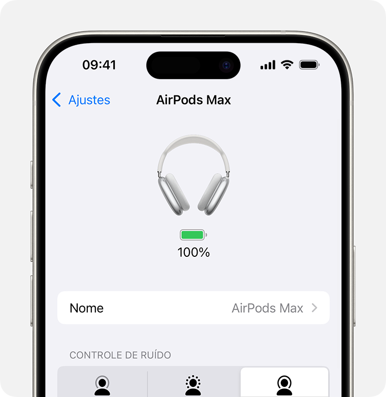 O nível da bateria do AirPods Max no app Ajustes no iPhone.