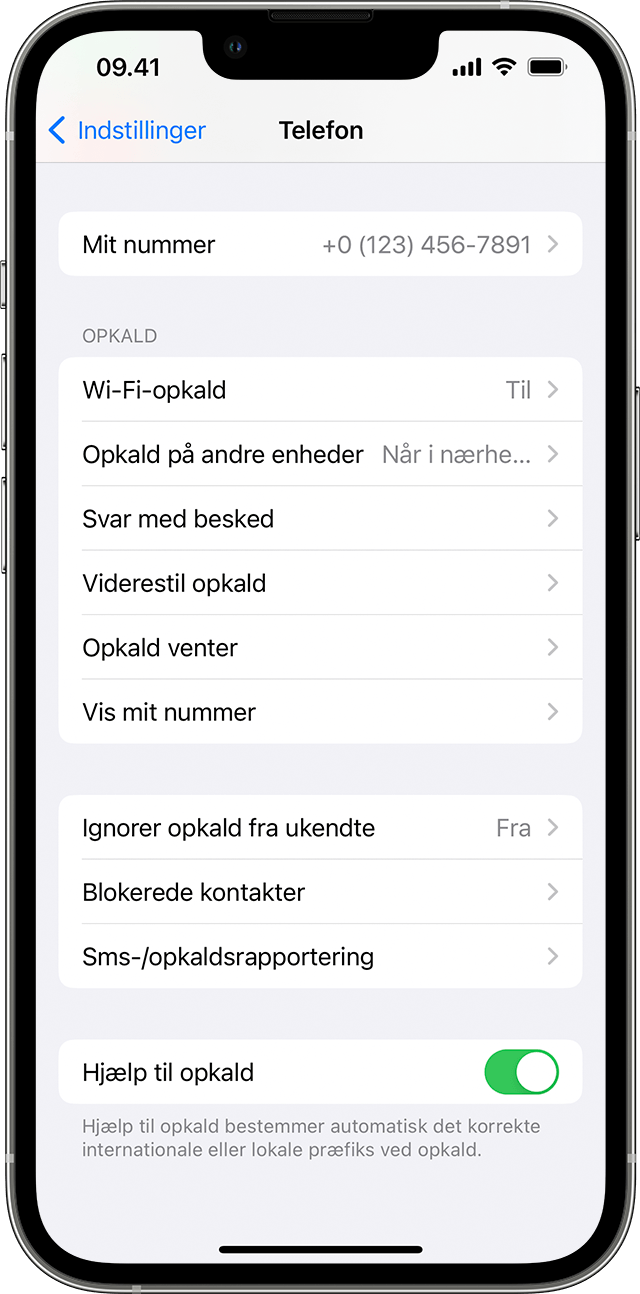 En iPhone med visning af skærmen Telefon og Wi-Fi-opkald slået til.