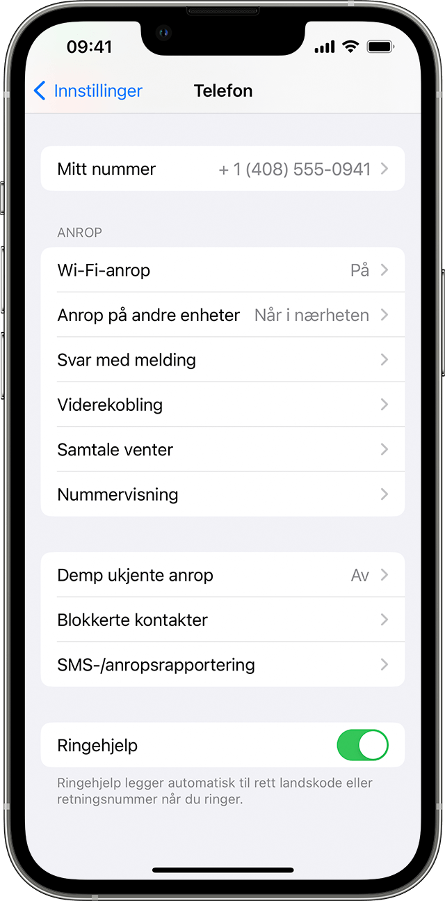 En iPhone som viser Telefon-skjermen, med Wi-Fi-anrop slått på.