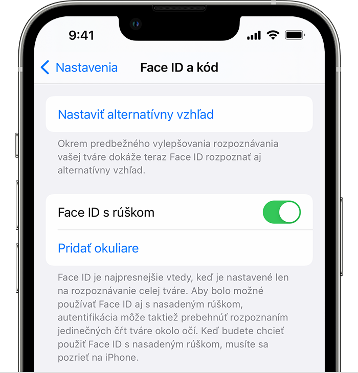 Ak používate iPhone 12 alebo novší a systém iOS 15.4 alebo novší, stránka Face ID a kód v Nastaveniach obsahuje možnosť zapnutia Face ID s rúškom.