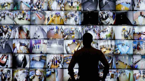 Photo: A man looks on a screen showing polling stations, at the headquarters of Russia's Central Election Commission in Moscow, Russia September 19, 2021. Credit: REUTERS/Shamil Zhumatov.