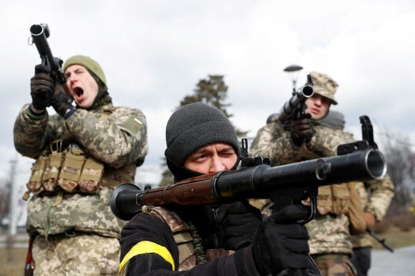 Photo: New members of the Territorial Defence Forces train to operate RPG-7 anti-tank launcher during military exercises amid Russia's invasion of Ukraine, in Kyiv, Ukraine March 9, 2022. Credit: REUTERS/Valentyn Ogirenko