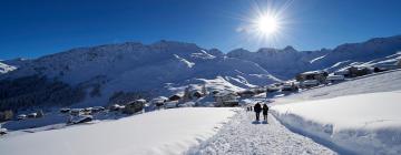 Viesnīcas pilsētā Arosa