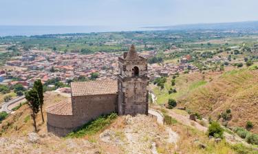 Bed & Breakfasts in Calatabiano