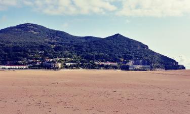 Hotéis com estacionamento em Santoña