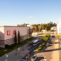 Senhora da Hora 11 hotels with parking