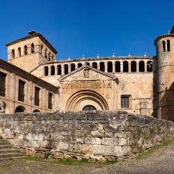 Santillana del Mar 52 căn hộ