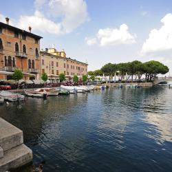 Desenzano del Garda 42 bed & breakfastia