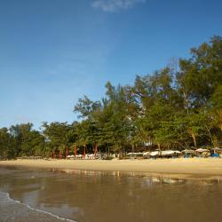 Nai Yang Beach 4 hostels