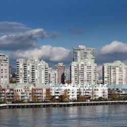 New Westminster 11 hotels amb aparcament