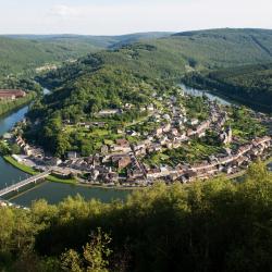 Montherme Atostogų nameliai (9)