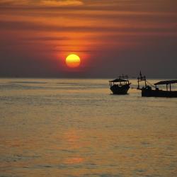 Koh Rong 16 perhehotellia