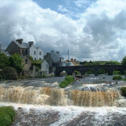 Ennistymon 8 smeštaja sa kuhinjom