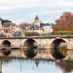 Vierzon 33 smeštaja za odmor