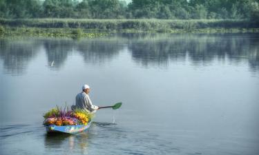 Viesnīcas rajonā Dal Lake