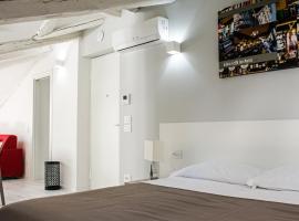 DOMO Apartments - Trieste Goldoni, hotel i Trieste