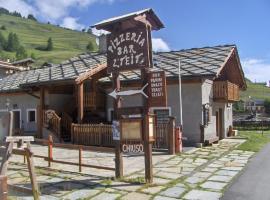 Residenza L'Teit, hotel din Sestriere