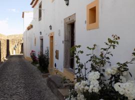 Casa O Arco Alojamento Local, hotel v destinácii Marvão