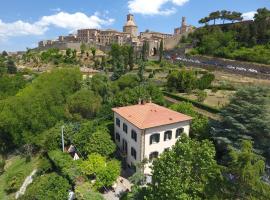 Hotel Villa Porta All'Arco, hotel a Volterra