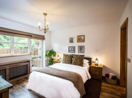 Rose Cottage B&B, bed and breakfast en Swords