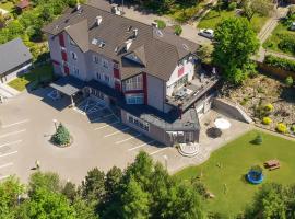 Willa Kłodzko-Zacisze - Sauna - Siłownia - Komnata Solna, hotel familiar en Kłodzko