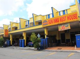 Sun Inns Rest House Kuantan, šeimos būstas mieste Kuantanas