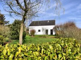 Holiday home in peaceful setting and large garden