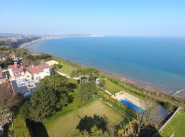 Haven Hall Hotel, hotel em Shanklin