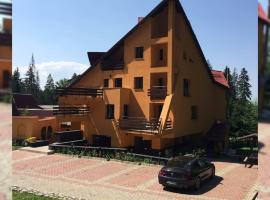 Pensiunea Mihaela: Poiana Brasov şehrinde bir otel