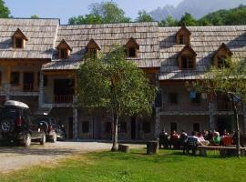 Bujtina Harusha, hôtel à Theth