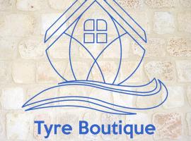 Tyre Boutique Apartments, hotel en Tiro