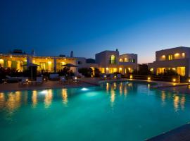 Naoussa Bay Villas, hotel en Naousa