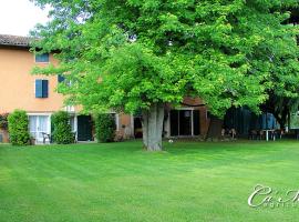 AGRITURISMO CA'MATTEI, hotel sa Pescantina