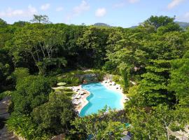 Hotel La Aldea del Halach Huinic, hôtel à Palenque