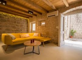 트로기르에 위치한 호텔 Stonehouse Sepia - 6 ppl, Trogir centre, near Split airport